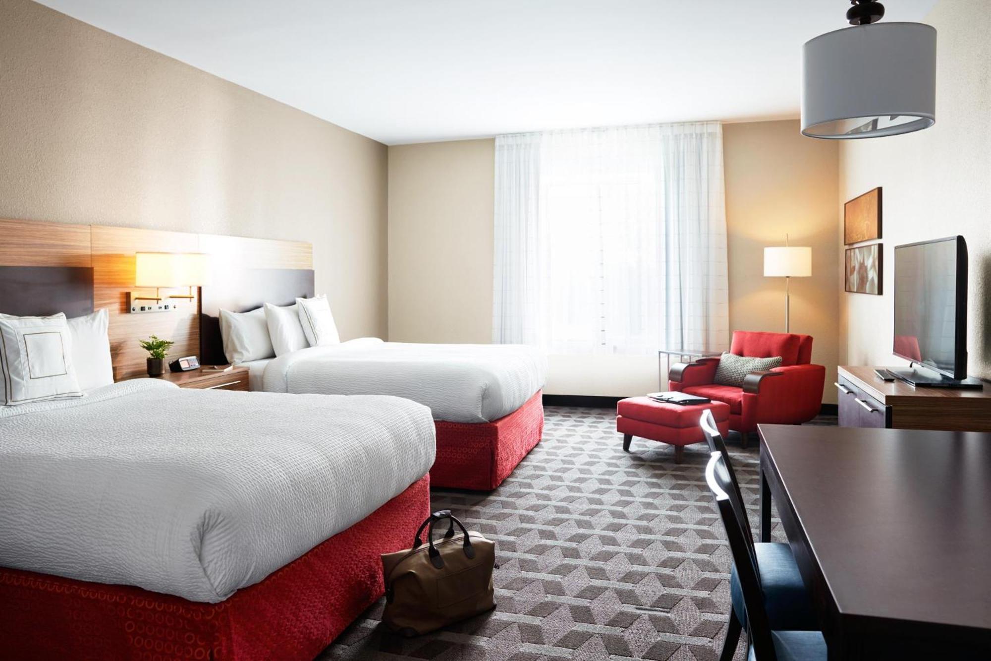 Towneplace Suites By Marriott Grand Rapids Airport Southeast Екстер'єр фото