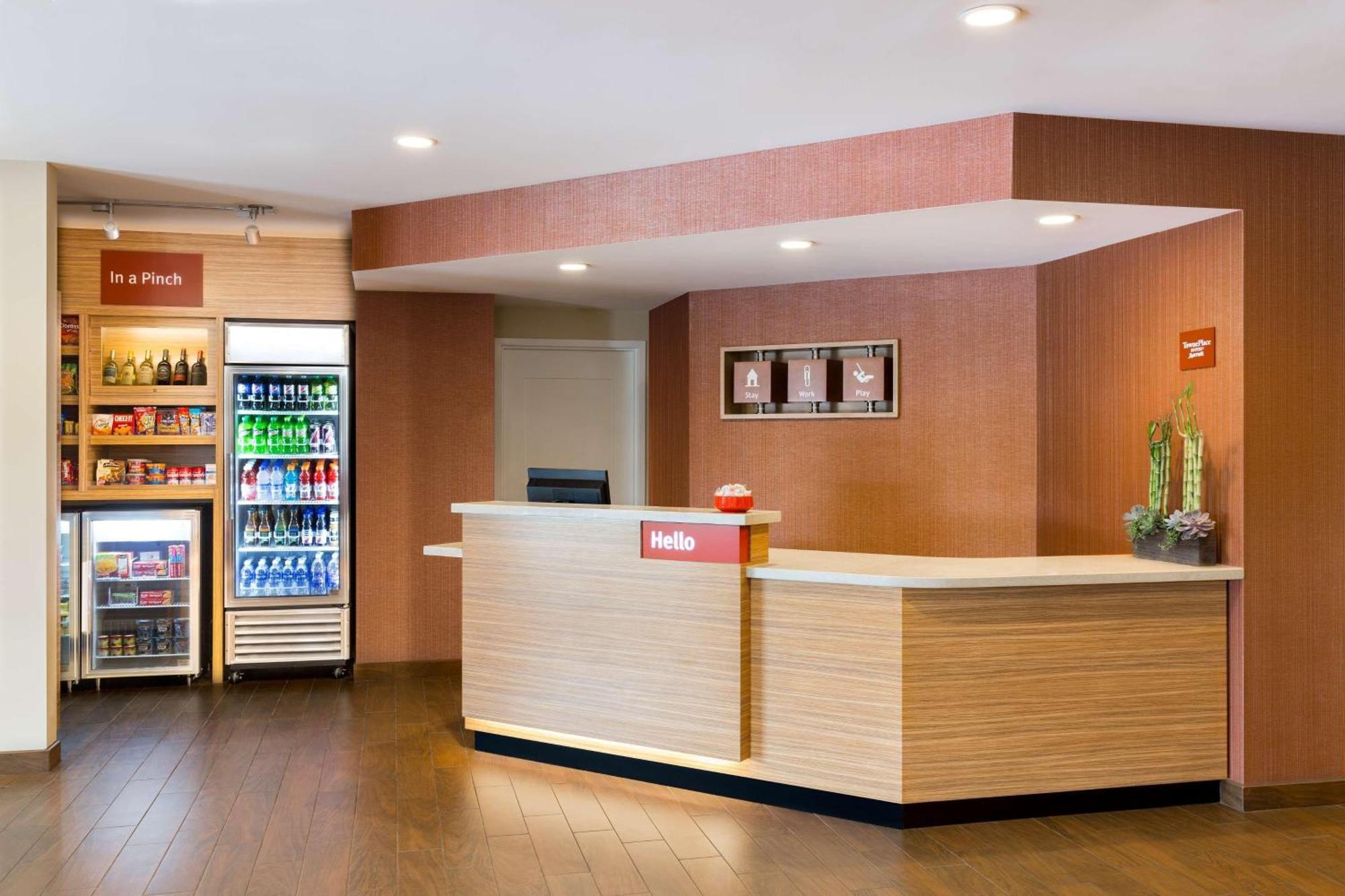 Towneplace Suites By Marriott Grand Rapids Airport Southeast Екстер'єр фото