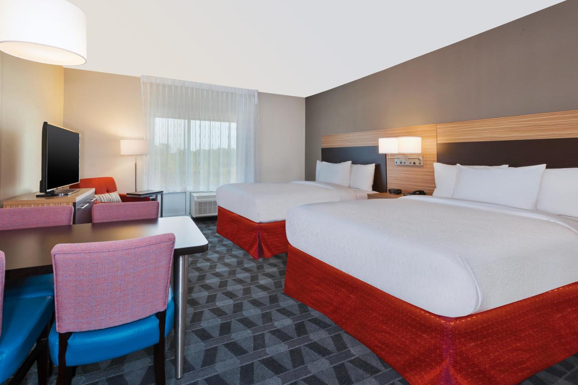 Towneplace Suites By Marriott Grand Rapids Airport Southeast Екстер'єр фото