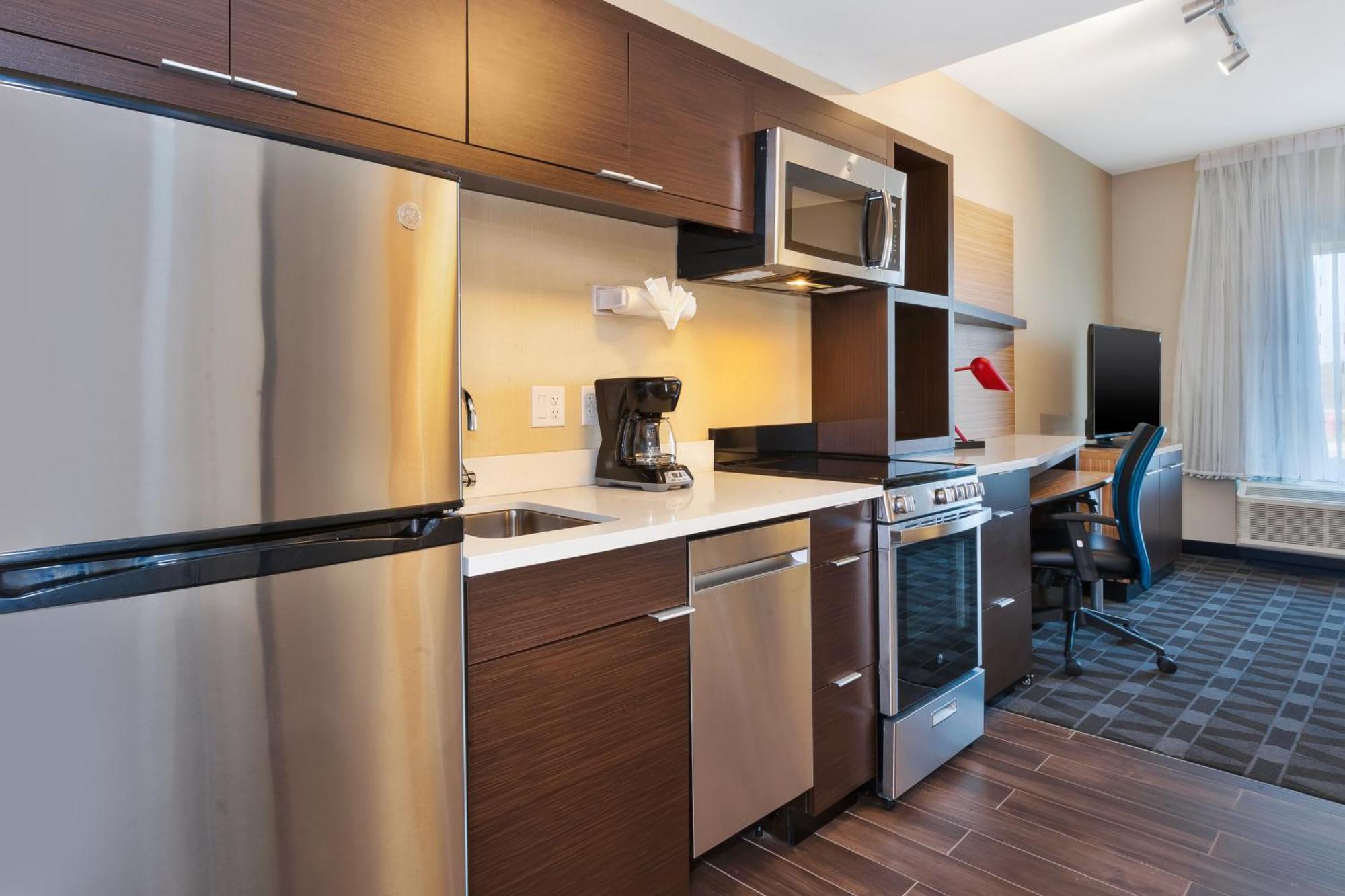 Towneplace Suites By Marriott Grand Rapids Airport Southeast Екстер'єр фото