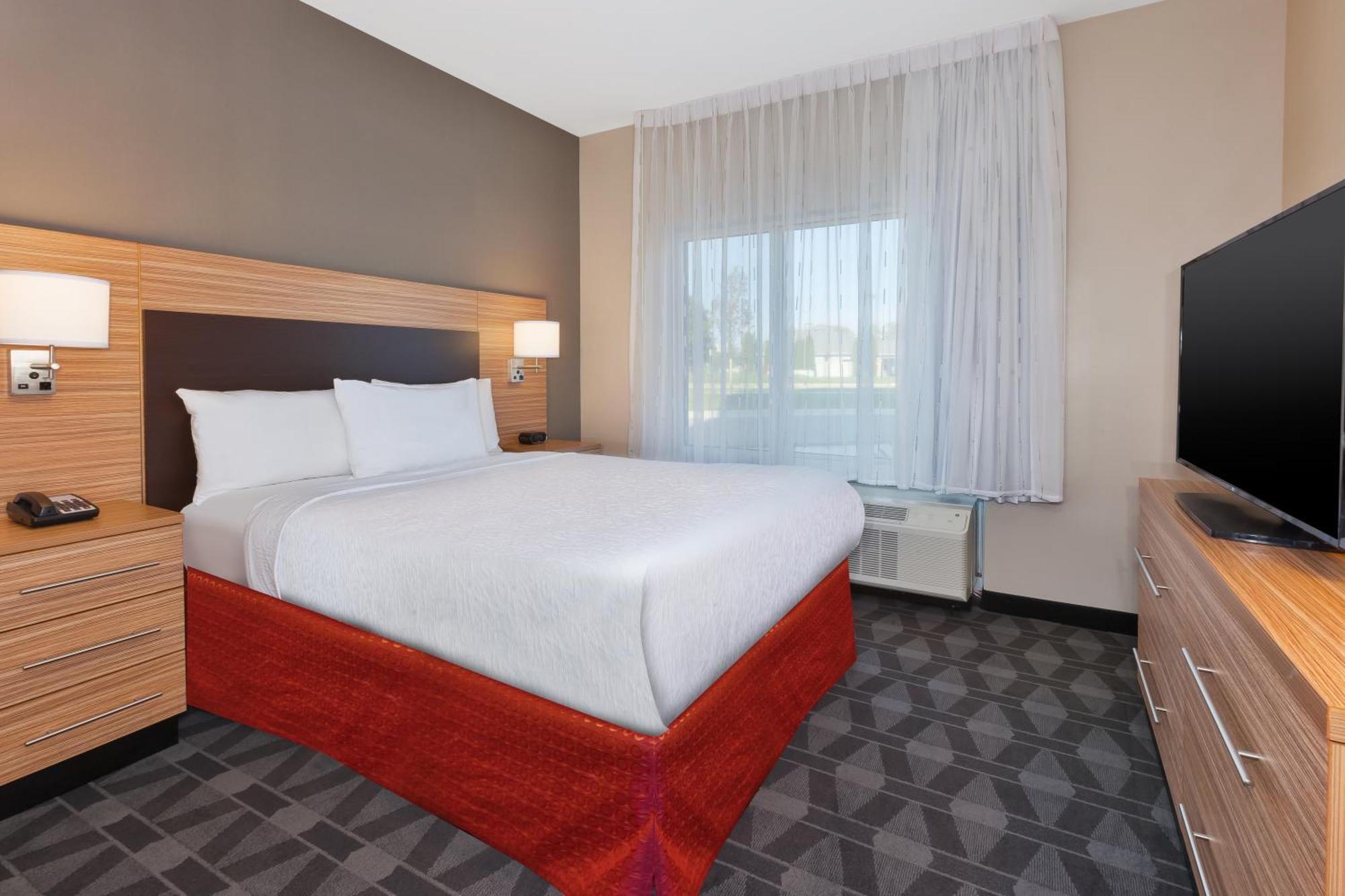 Towneplace Suites By Marriott Grand Rapids Airport Southeast Екстер'єр фото